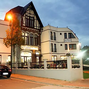 Fly Lounge Bed and breakfast Machelen
